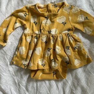 Tea Collection Yellow Floral Bubble Baby Dress 0-3mo